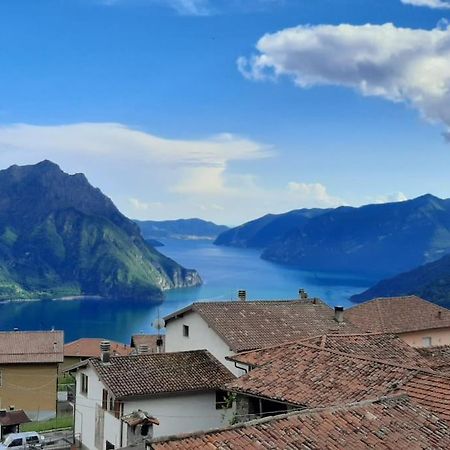 Brezza Di Lago Costa Volpino Esterno foto